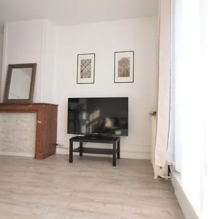 Chic Design - Hyper Centre - Tramway - Free Wifi - Lerelaisdodile12 *