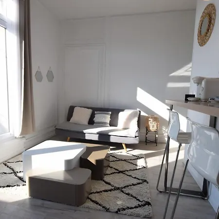 Chic Design - Hyper Centre - Tramway - Free Wifi - Lerelaisdodile12 Apartamento *