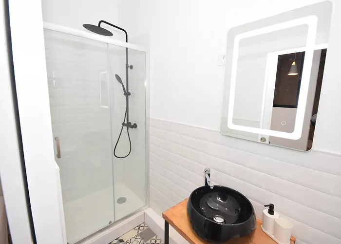 Chic Design - Hyper Centre - Tramway - Free Wifi - Lerelaisdodile12 Appartement Valenciennes