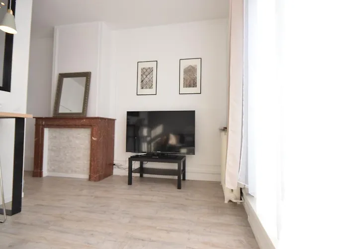 Chic Design - Hyper Centre - Tramway - Free Wifi - Lerelaisdodile12 *